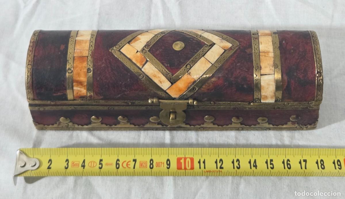 Cajas y cajitas met&aacute;licas: Caja cofre de madera y hueso - Foto 14
