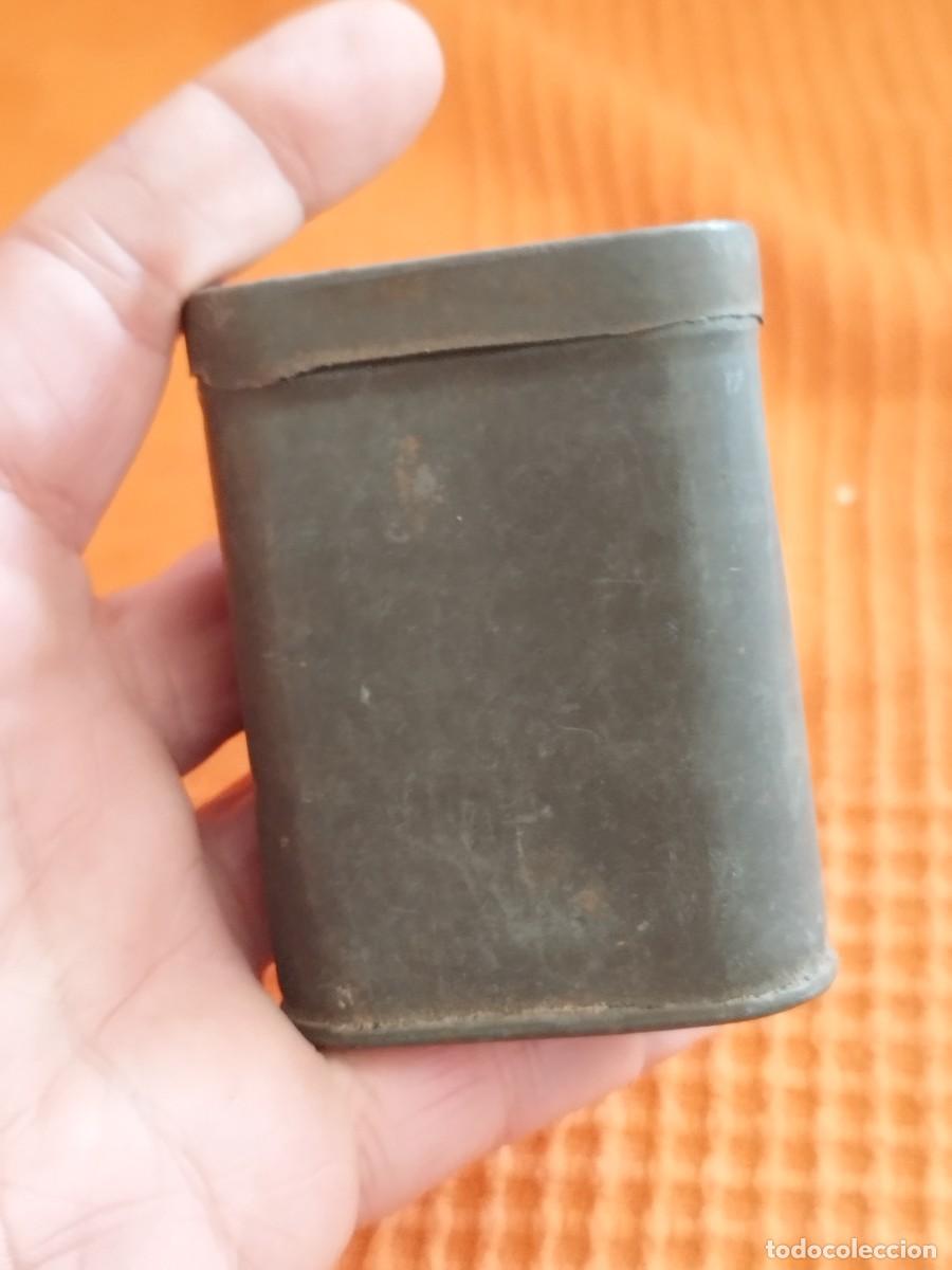 Cajas y cajitas met&aacute;licas: Antigua caja rectangular, lata de hojalata. - Foto 4