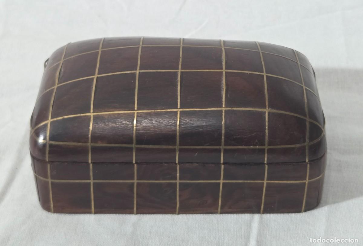 Cajas y cajitas met&aacute;licas: Caja en madera y lat&oacute;n, India - Foto 1