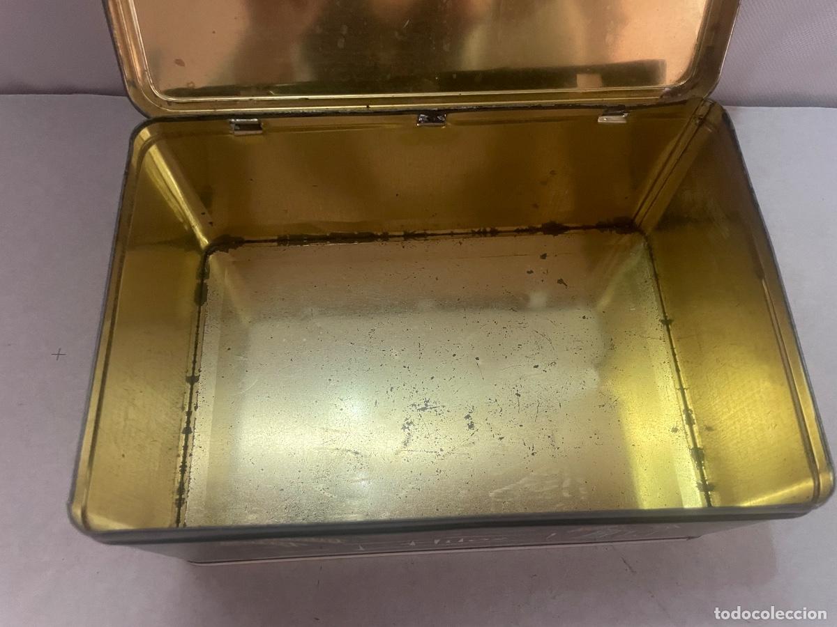 Cajas y cajitas met&aacute;licas: Caja de Cola Cao en chapa - Foto 3