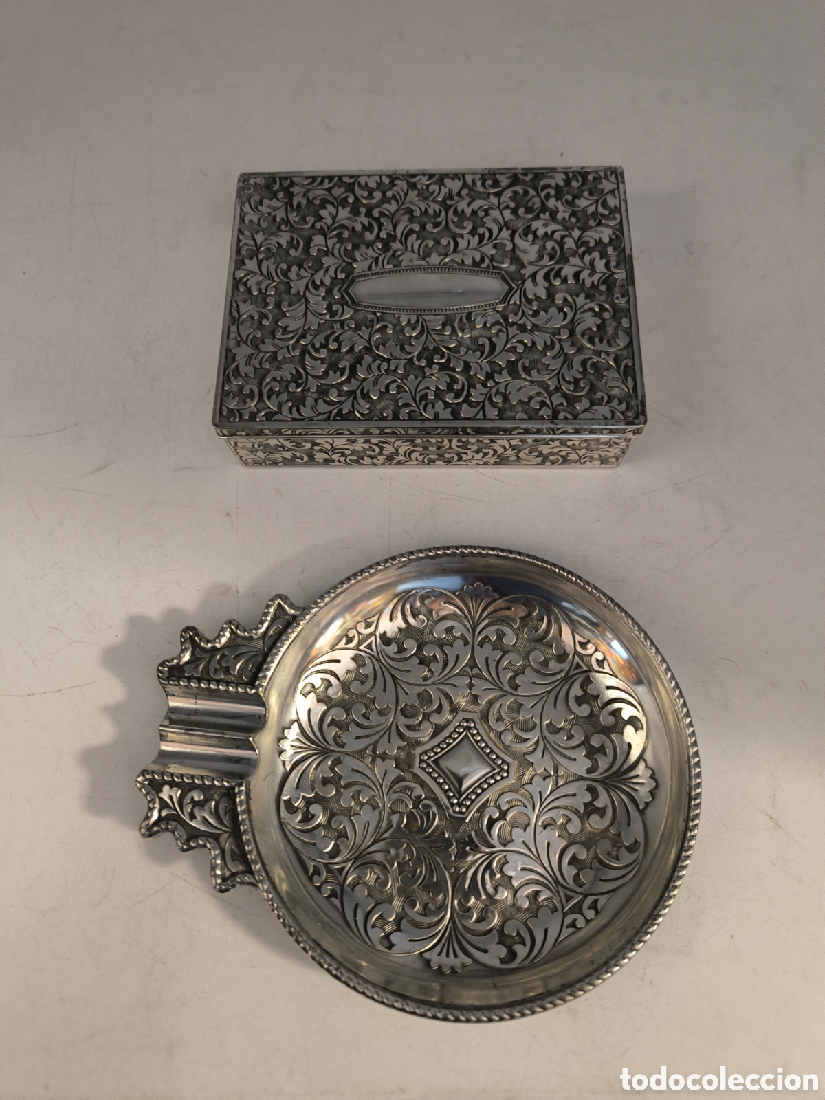 Caixas e caixinhas met&aacute;licas: Caja de metal con sello de Trouvay & Cauvin (regalo de empresa de esta marca)
