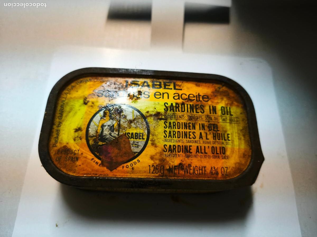 Cajas y cajitas met&aacute;licas: Antigua lata de sardinas en aceite ISABEL. Conservas Garavilla. Sin abrir.