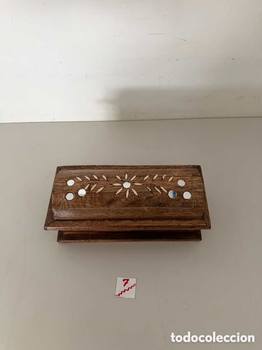 Cajas y cajitas met&aacute;licas: Caja joyero madera con incrustaciones - Foto 2