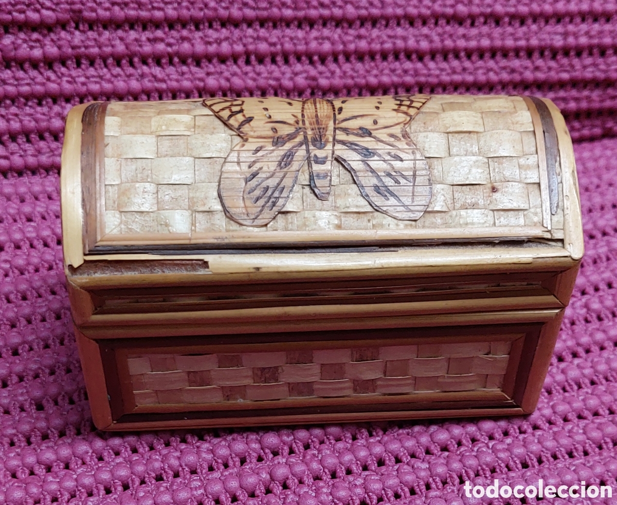 Cajas y cajitas met&aacute;licas: Preciosa caja elaborada con madera y mimbre - Foto 2