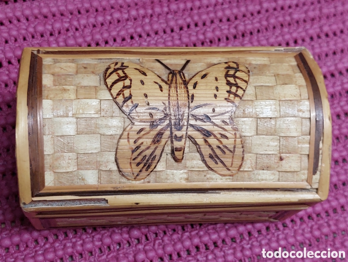 Cajas y cajitas met&aacute;licas: Preciosa caja elaborada con madera y mimbre - Foto 3