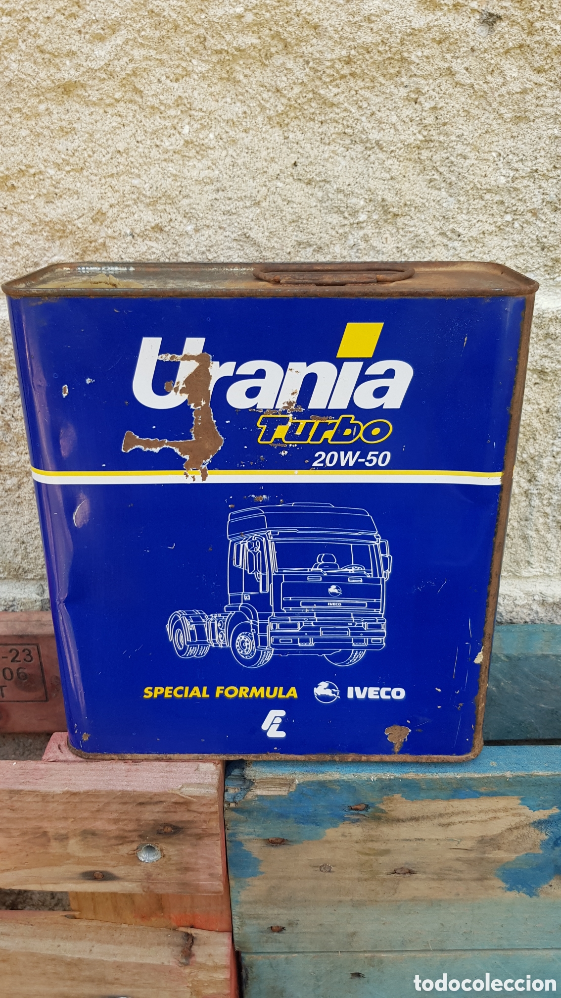 Cajas y cajitas met&aacute;licas: Lata de aceite Pegaso