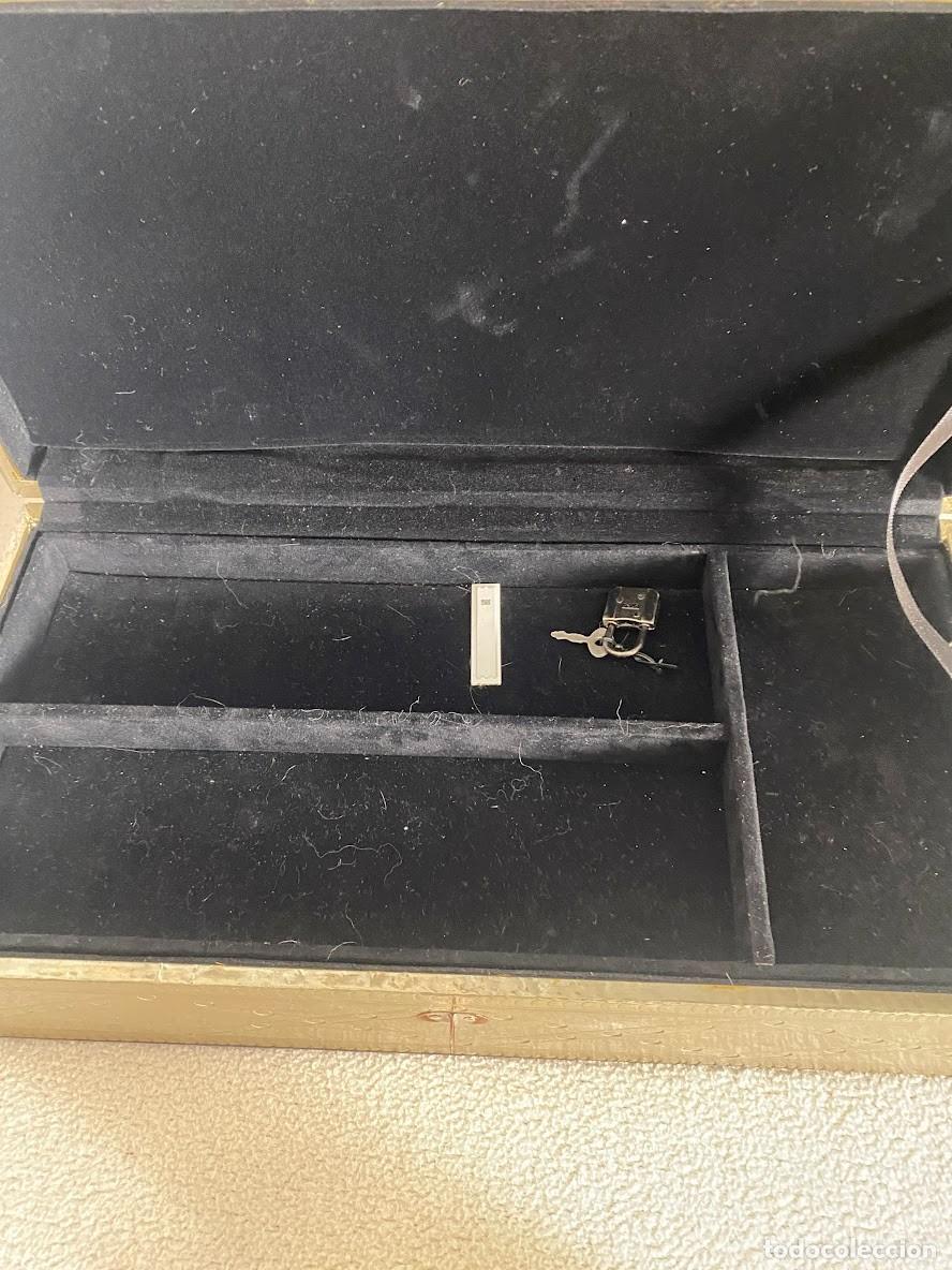 Cajas y cajitas met&aacute;licas: Caja de metal decorada - Foto 3