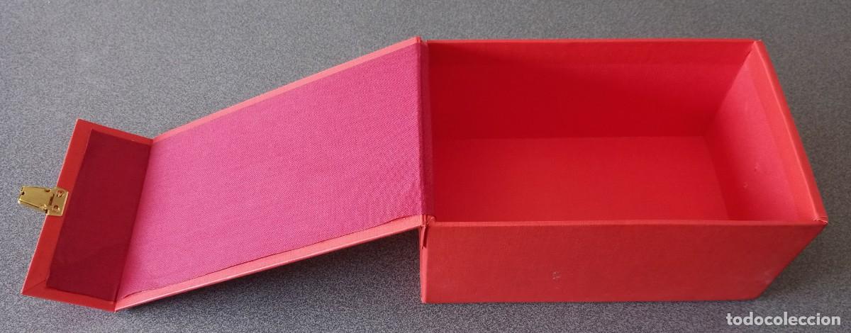 Cajas y cajitas met&aacute;licas: Caja Abono Transportes - Foto 7