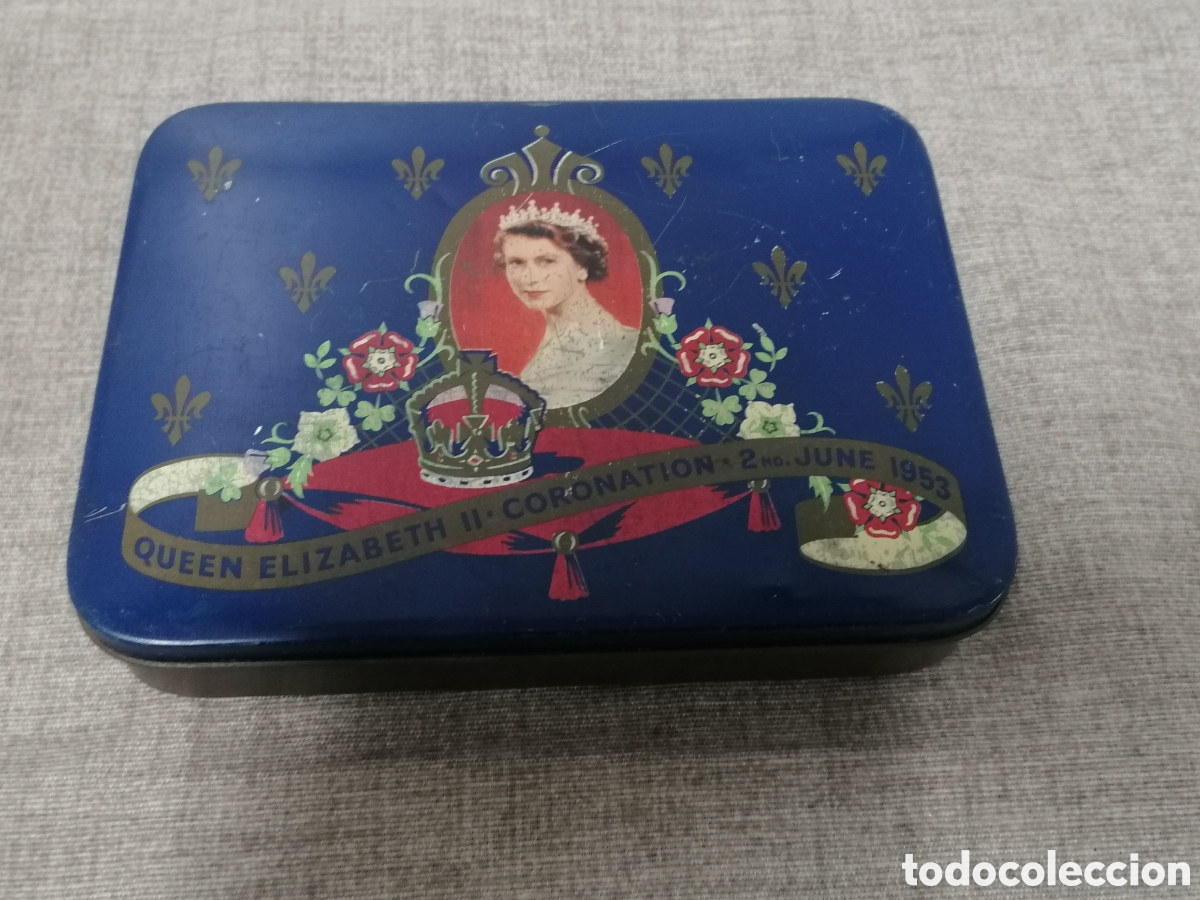 Cajas y cajitas met&aacute;licas: Lata antigua Isabel II 1953