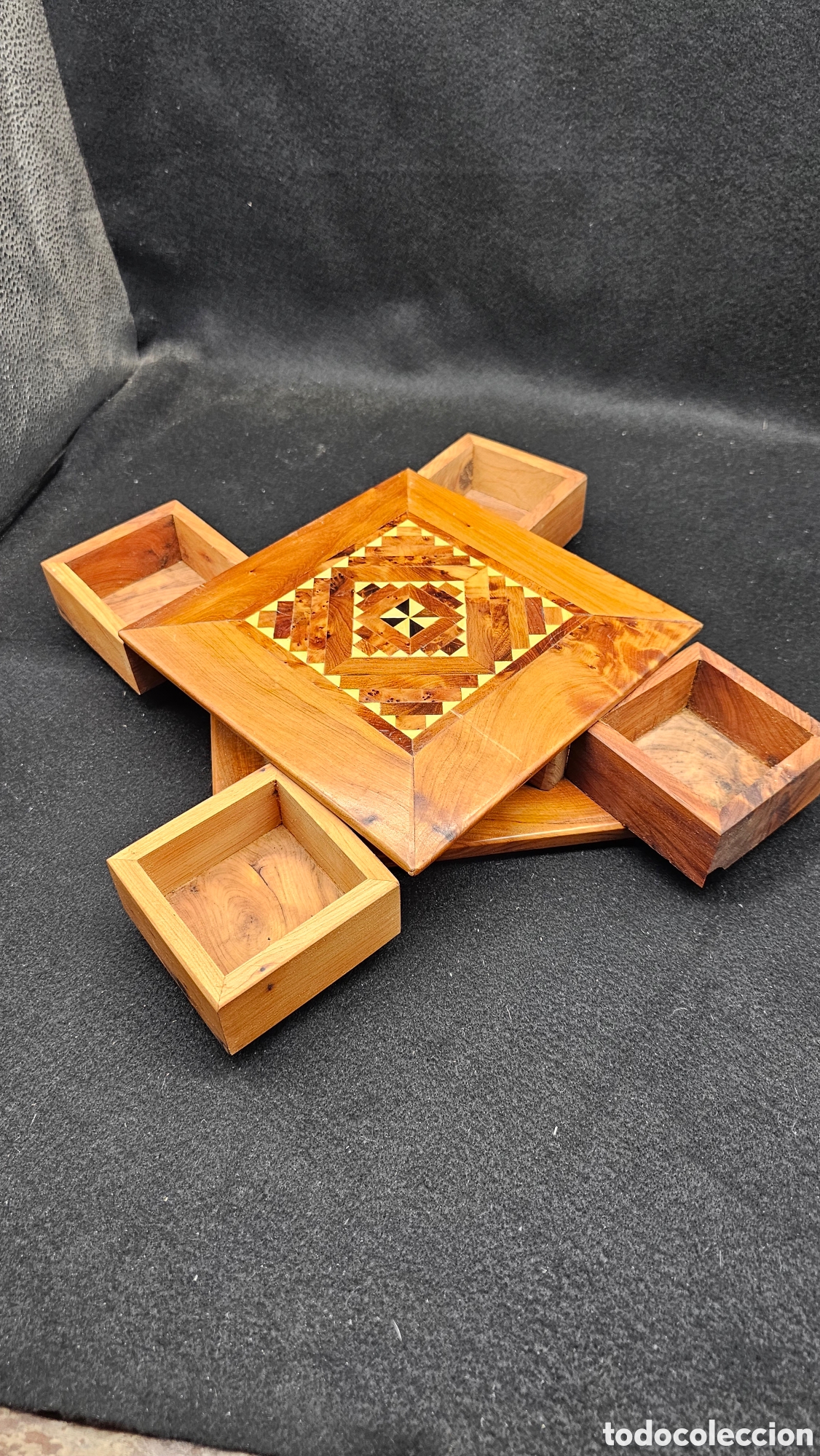 Cajas y cajitas met&aacute;licas: Bonita caja secreta de madera con marqueter&iacute;a