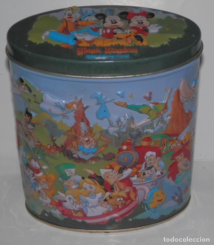 Cajas y cajitas met&aacute;licas: LATA MAGIC KINGDOM DE LA WALT DISNEY - Foto 1