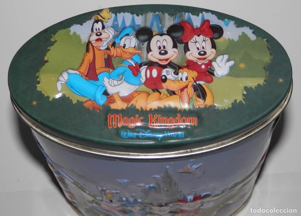 Cajas y cajitas met&aacute;licas: LATA MAGIC KINGDOM DE LA WALT DISNEY - Foto 3
