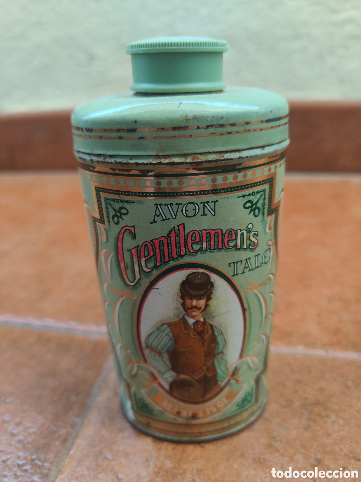 Cajas y cajitas met&aacute;licas: ANTIGUO BOTE DE DE HOJALATA DE TALCO - Foto 1