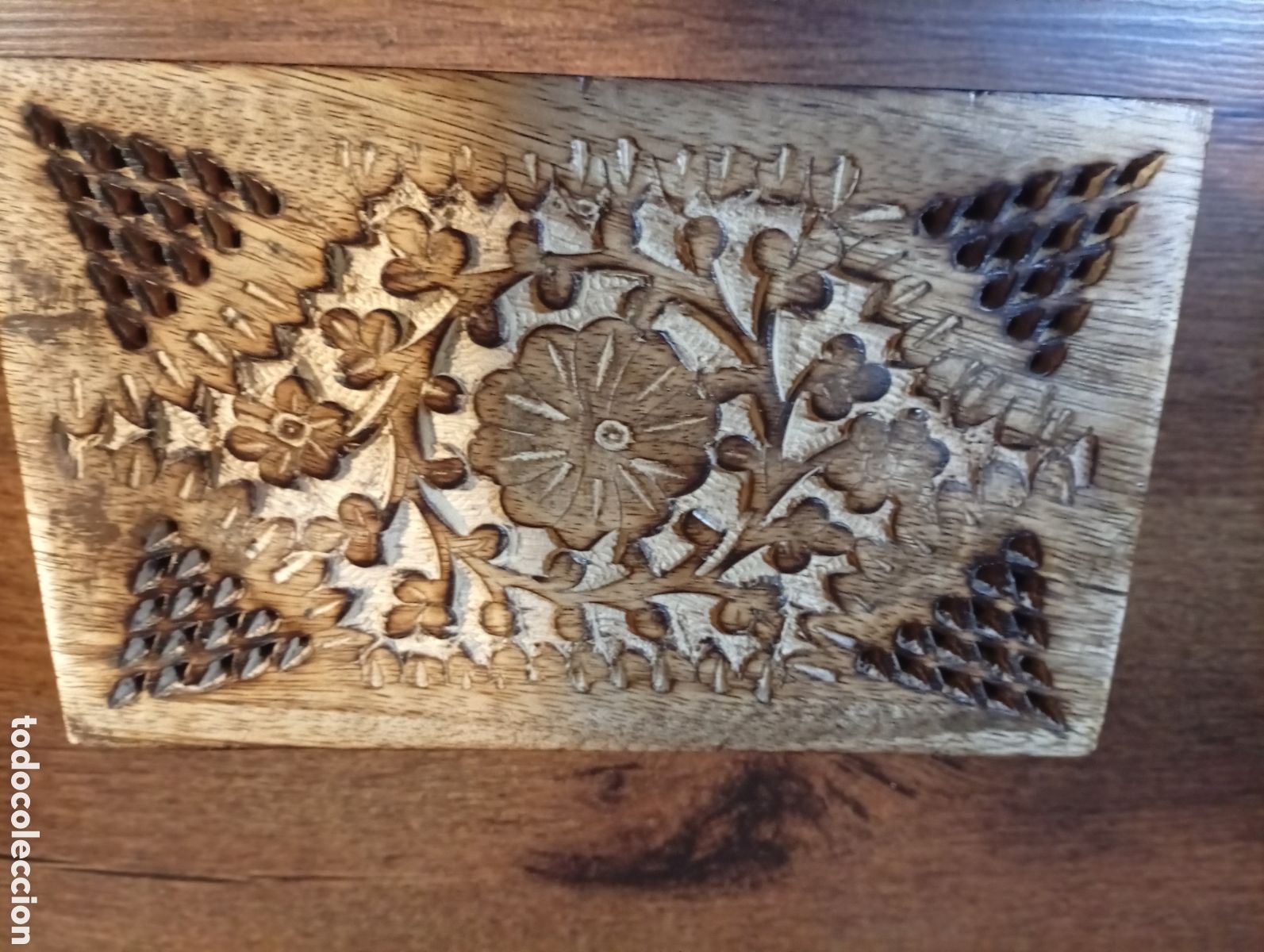 Cajas y cajitas met&aacute;licas: CAJA DE MADERA PALISANDRO INDIO ( SHEESHAM ) TALLADA A MANO-NUEVA