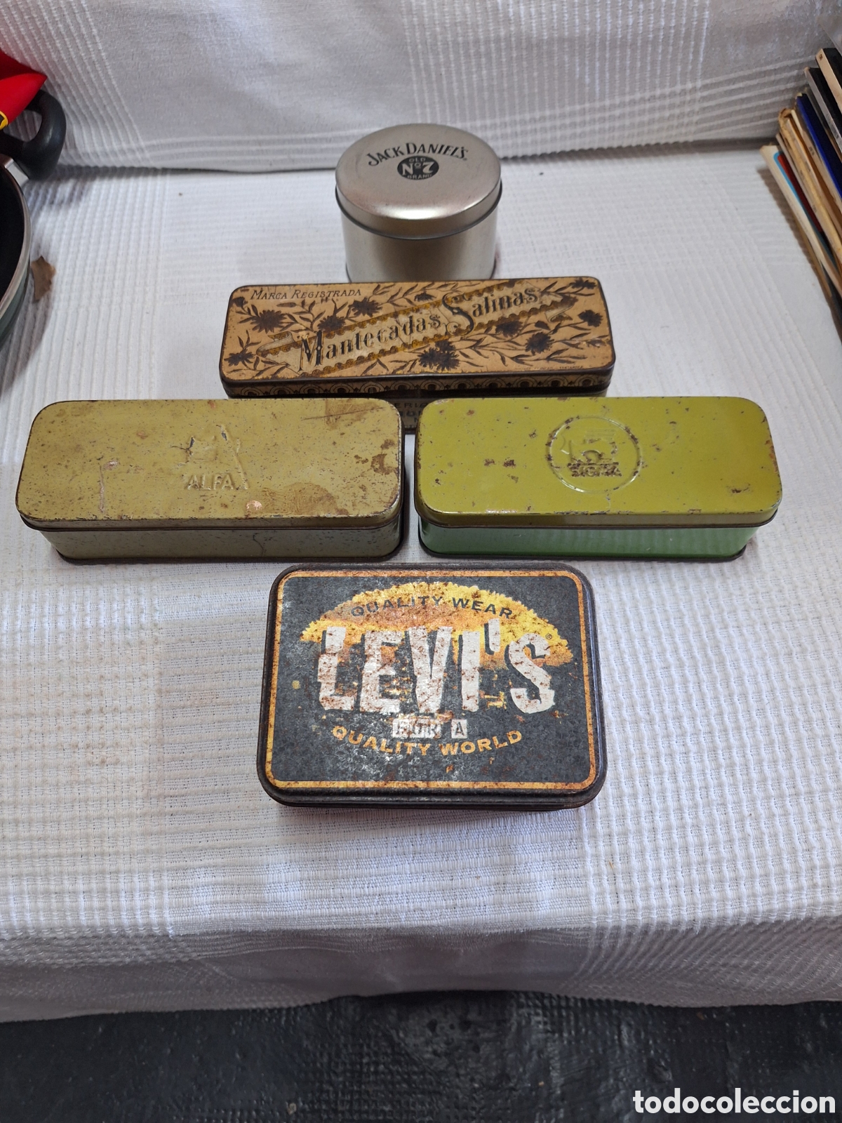 Cajas y cajitas met&aacute;licas: Antiguas cajas de metal.