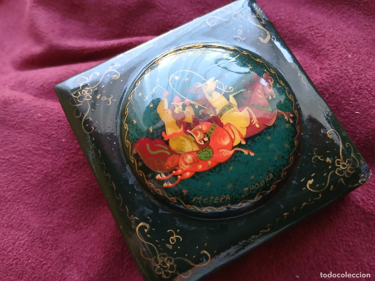 Cajas y cajitas met&aacute;licas: Caja pintada rusa ,firmada