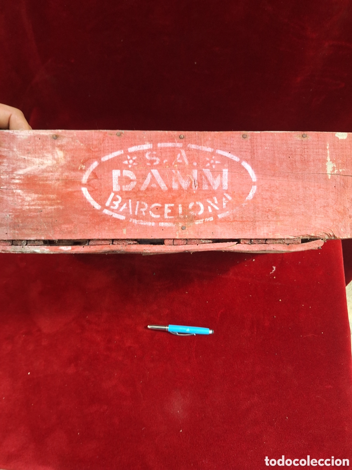 Cajas y cajitas met&aacute;licas: Antigua caja de madera cervesa Damm. A&ntilde;os 30!