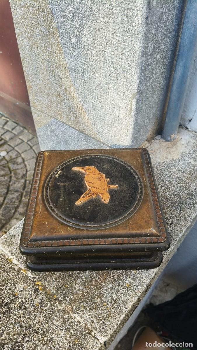 Cajas y cajitas met&aacute;licas: Caja de madera antigua 1900