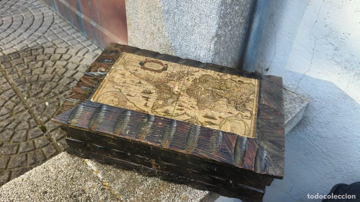 Cajas y cajitas met&aacute;licas: Caja de madera antigua 1900