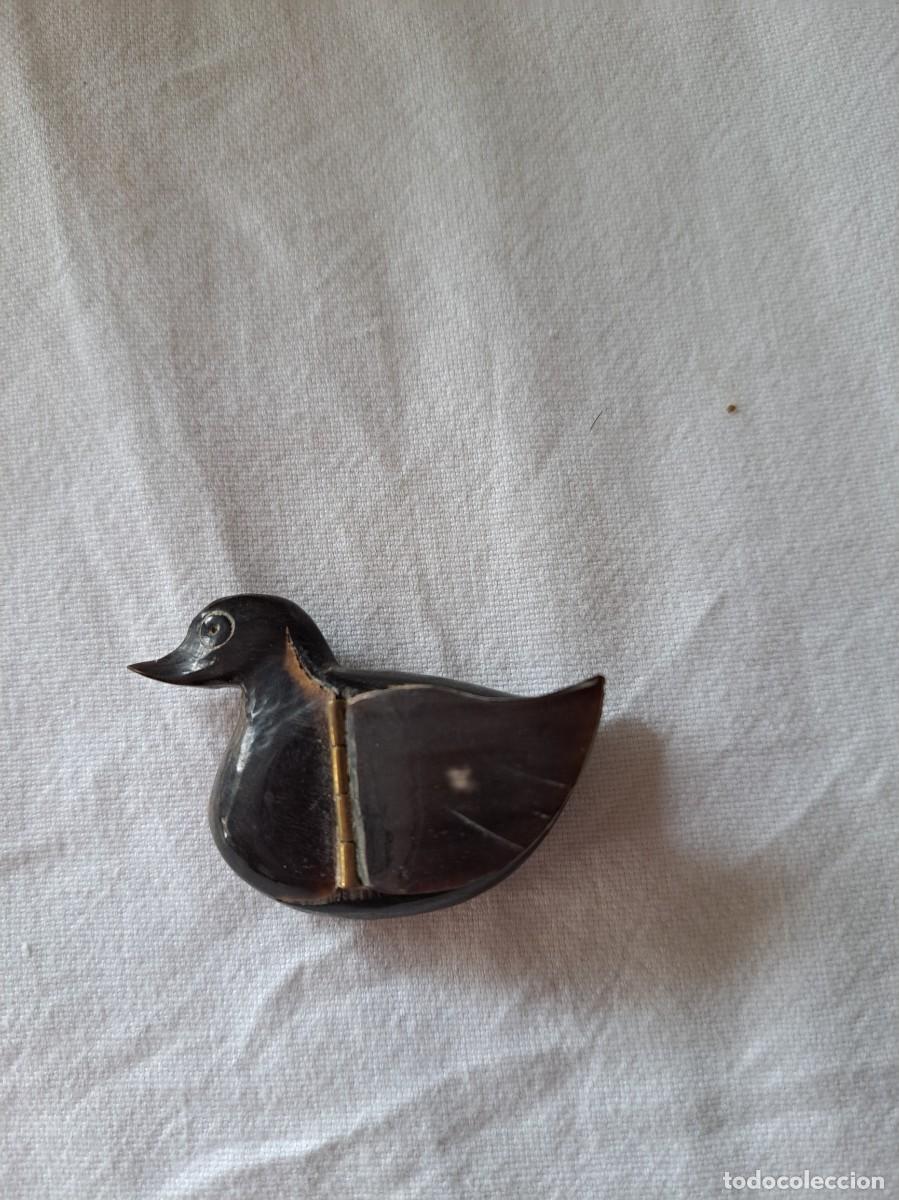 Cajas y cajitas met&aacute;licas: CAJITA PASTILLERO DE EN FORMA DE PATO HECHA DE ASTA.INDIA