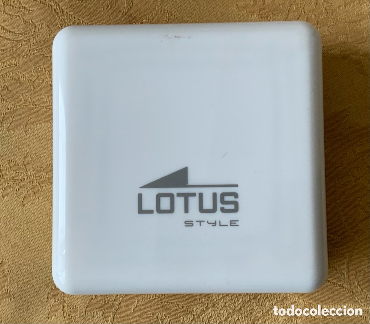 Cajas y cajitas met&aacute;licas: CAJA LOTUS COLOR BLANCO - Foto 4