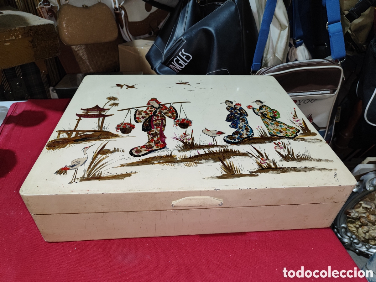 Cajas y cajitas met&aacute;licas: Antigua caja de madera pintada a mano firmado kenzy principios s XX