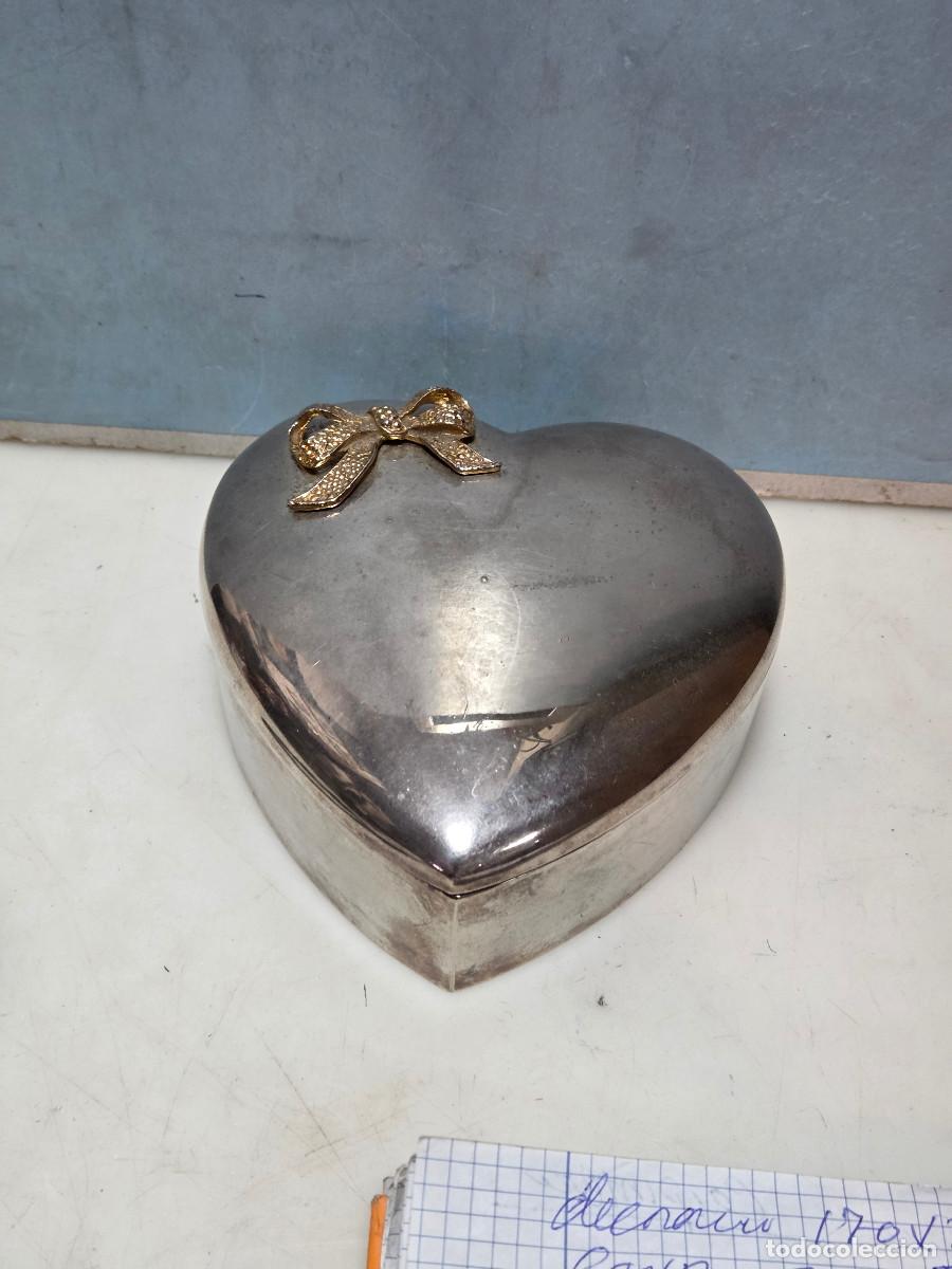 Cajas y cajitas met&aacute;licas: caja de calamina corazon