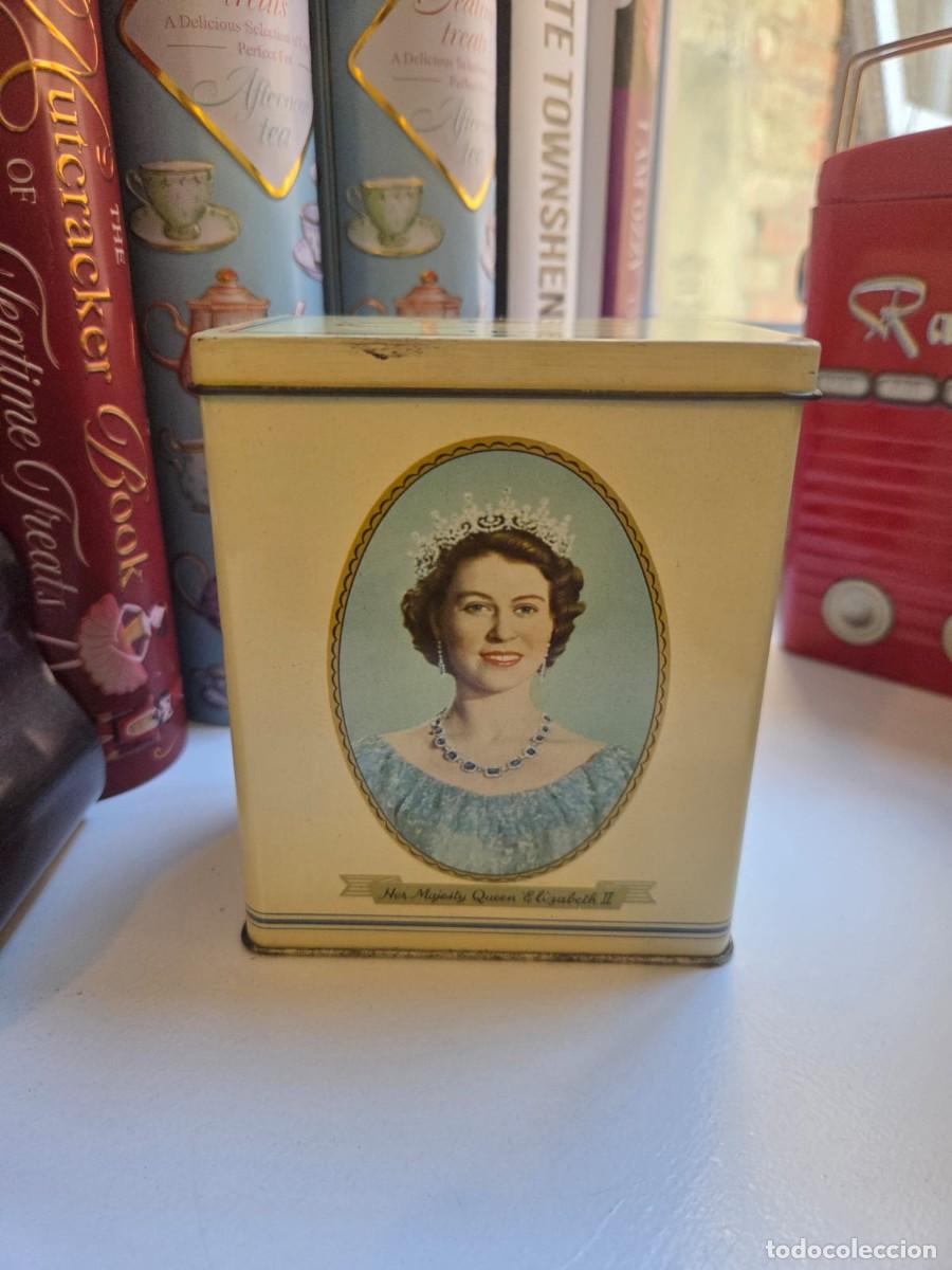 Cajas y cajitas met&aacute;licas: Lata Coronaci&oacute;n 1953 - Isabel II y Duque de Edimburgo - Rareza Escocesa (Edward McGregor Ltd.)