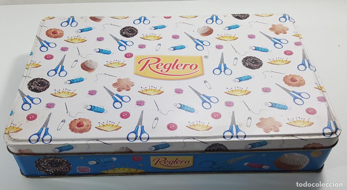 Cajas y cajitas met&aacute;licas: BONITA CAJA HOJALATA 28 X 15 X 5 CM PASTAS REGLERO PARA COSTURERO, LO QUE SE VE EN LAS FOTOS