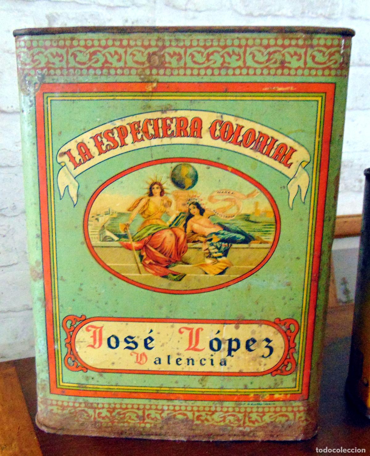 Cajas y cajitas met&aacute;licas: RARA LATA GRANDE 25 CM ALTURA , LA ESPECIERA COLONIAL JOSE LOPEZ .VALENCIA ,LLENA