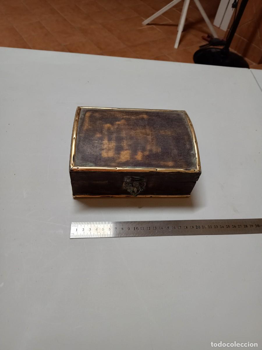 Cajas y cajitas met&aacute;licas: CAJA O COFRE DE MADERA - Foto 1