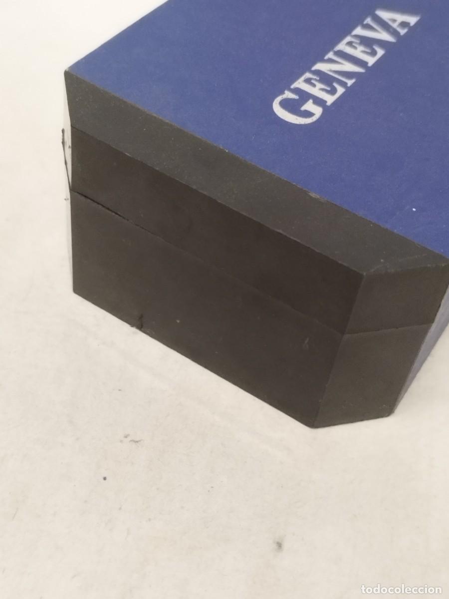 Cajas y cajitas met&aacute;licas: Caja para reloj Geneva, con el interior a restaurar. - Foto 4