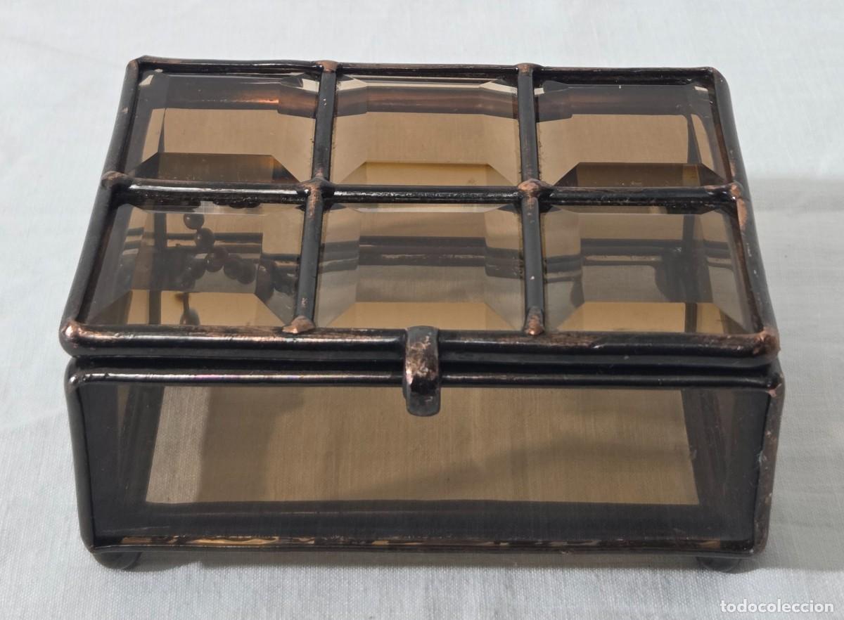 Cajas y cajitas met&aacute;licas: Caja joyero de cobre y vidrio facetado