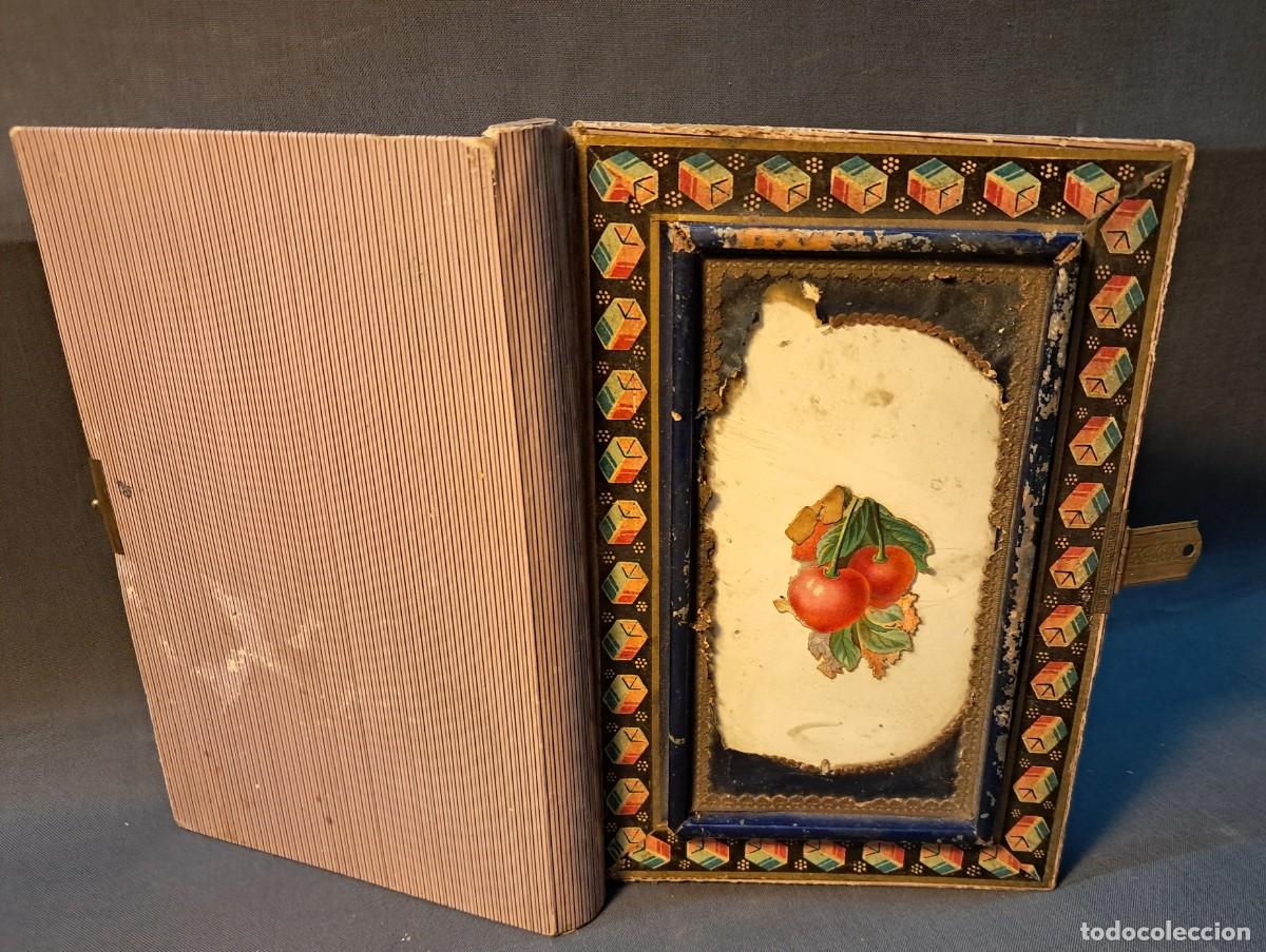 Cajas y cajitas met&aacute;licas: ANTIGUA CAJA PRIMERA COMUNION - Foto 4