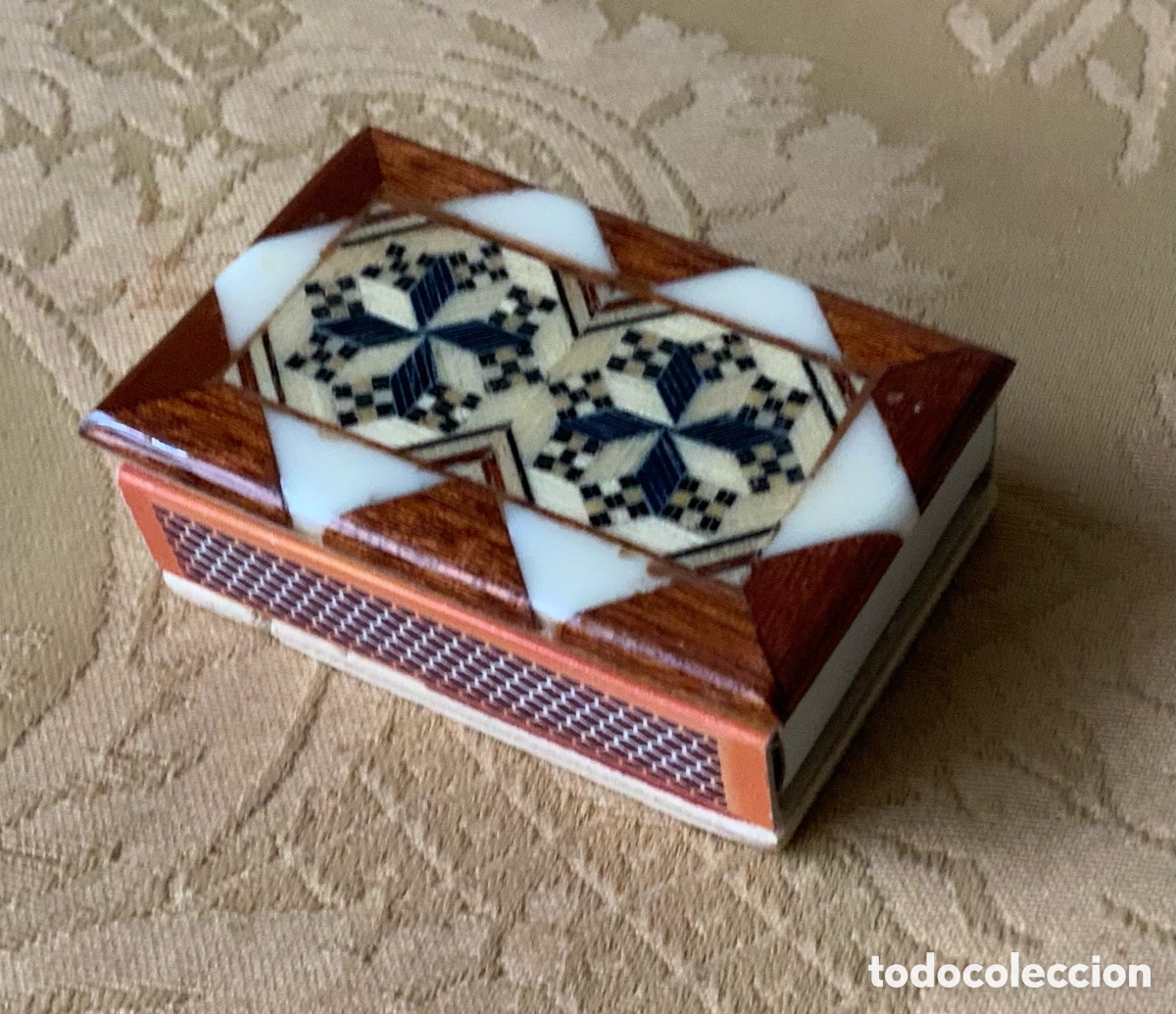 Cajas y cajitas met&aacute;licas: CAJA DE CERILLAS DE TARACEA - Foto 1
