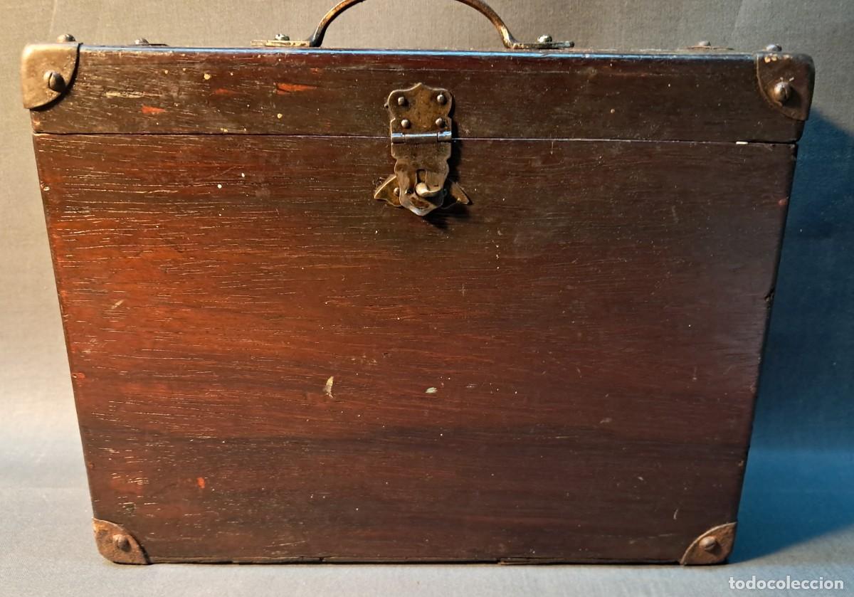 Cajas y cajitas met&aacute;licas: CAJA / MALETIN ANTIGUO DE MADERA - Foto 3