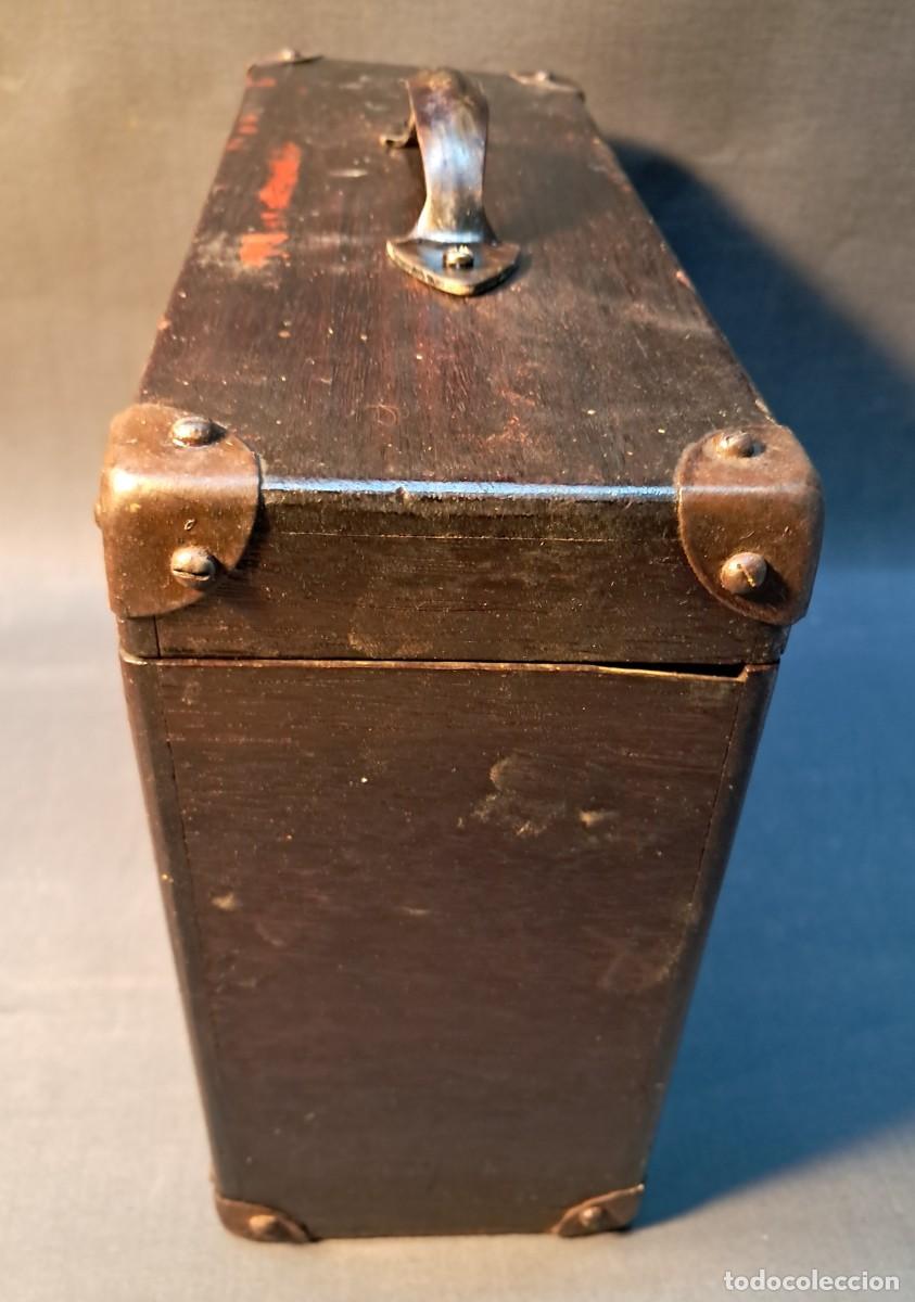 Cajas y cajitas met&aacute;licas: CAJA / MALETIN ANTIGUO DE MADERA - Foto 5