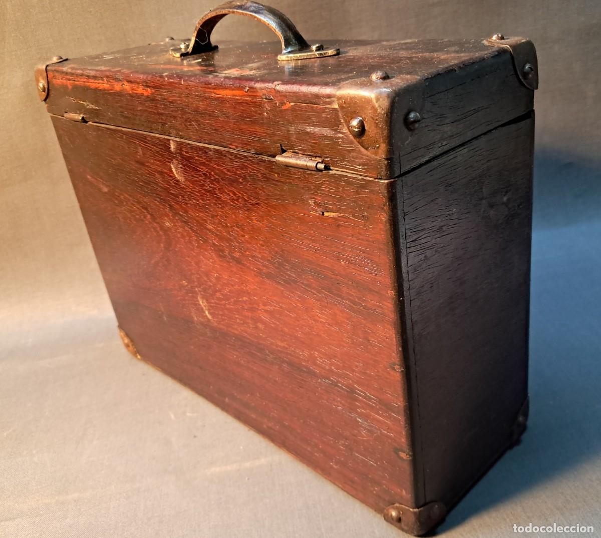 Cajas y cajitas met&aacute;licas: CAJA / MALETIN ANTIGUO DE MADERA - Foto 6