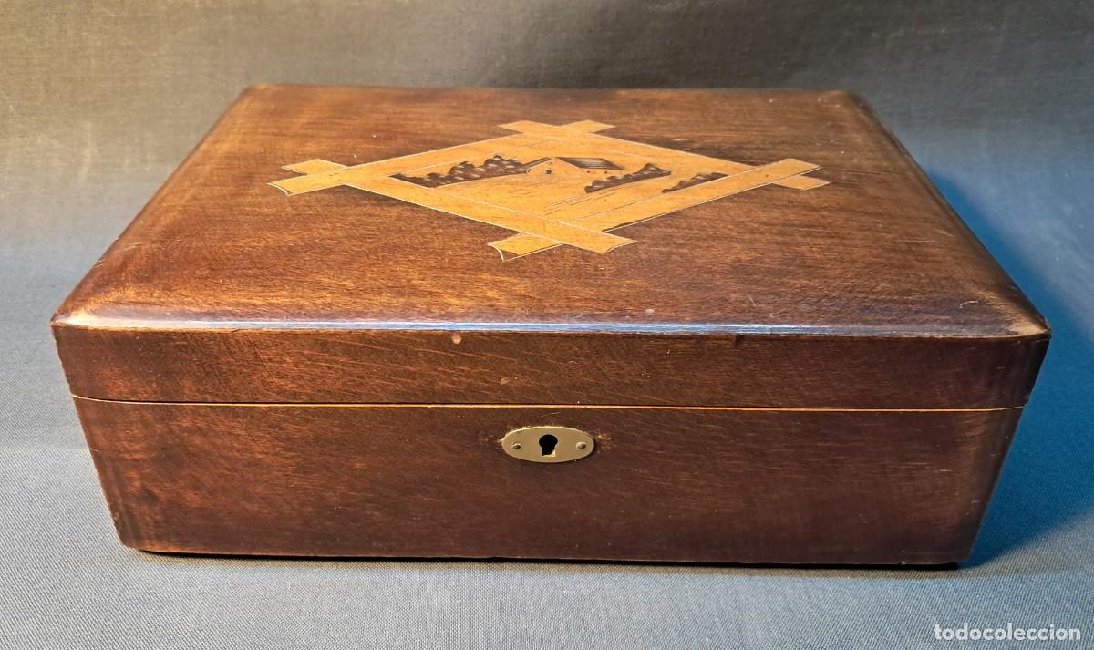 Cajas y cajitas met&aacute;licas: ANTIGUA CAJA CON MARQUETERIA - Foto 3