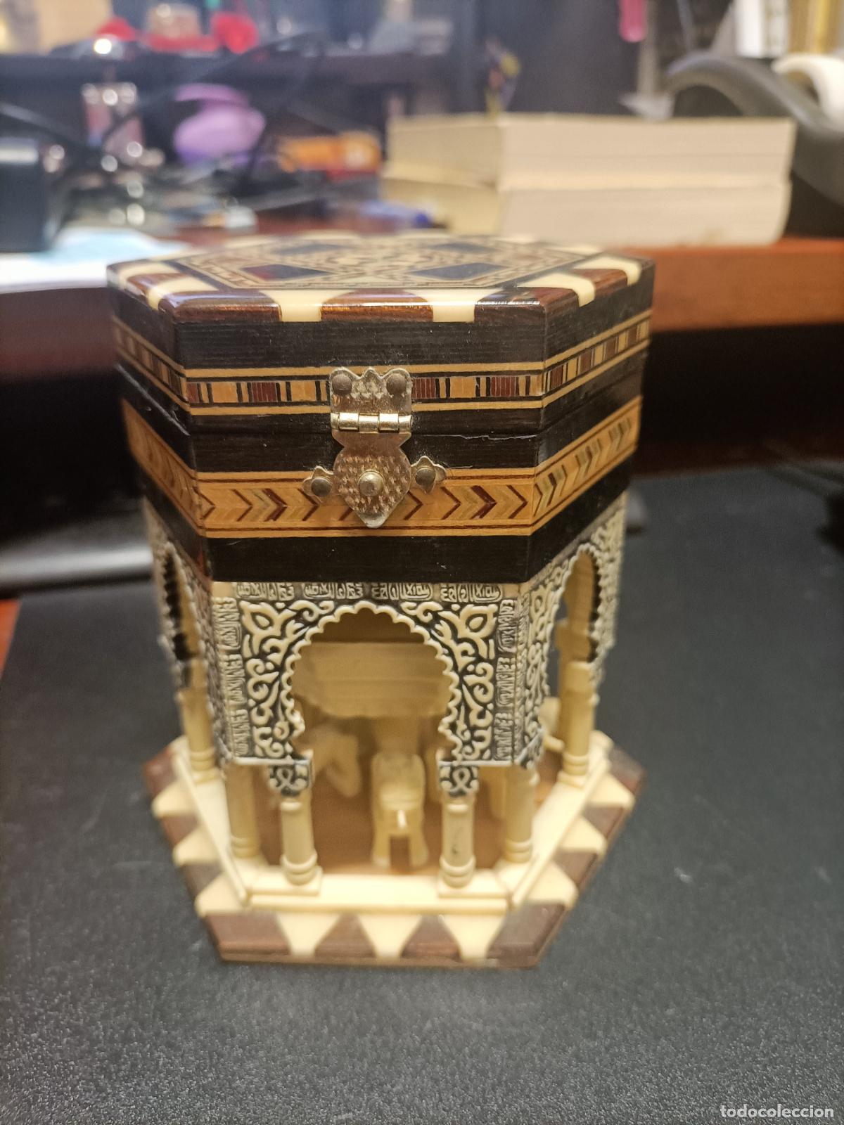 Cajas y cajitas met&aacute;licas: precioso joyero de marqueter&iacute;a taracea leones alhambra de granada