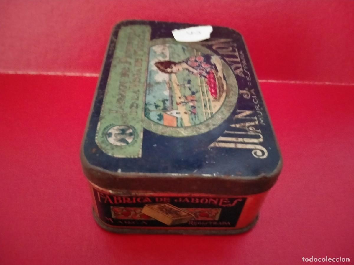 Cajas y cajitas met&aacute;licas: lata de pimenton -murcia - Foto 3