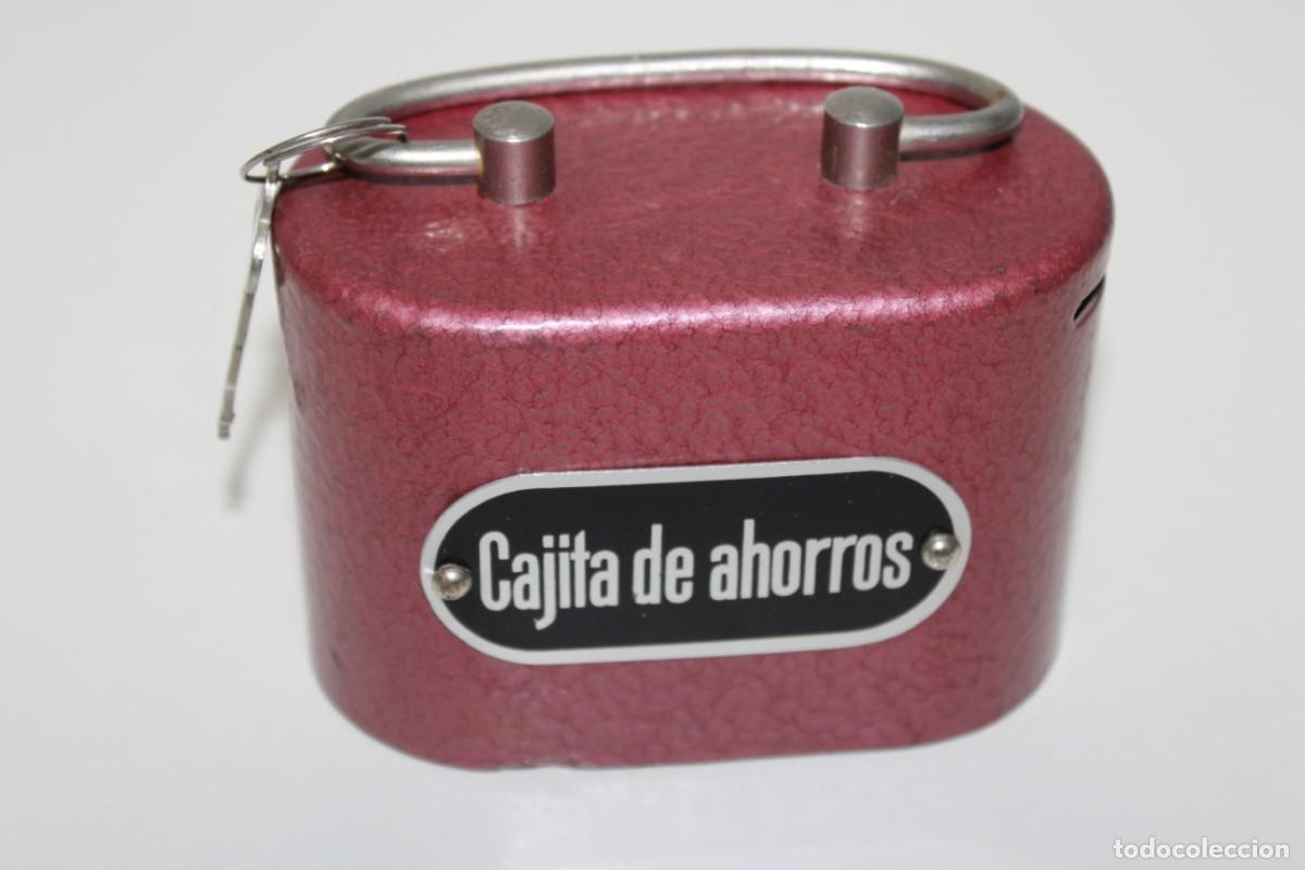 Cajas y cajitas met&aacute;licas: ANTIGUA HUCHA CAJITA DE AHORROS CON LLAVE
