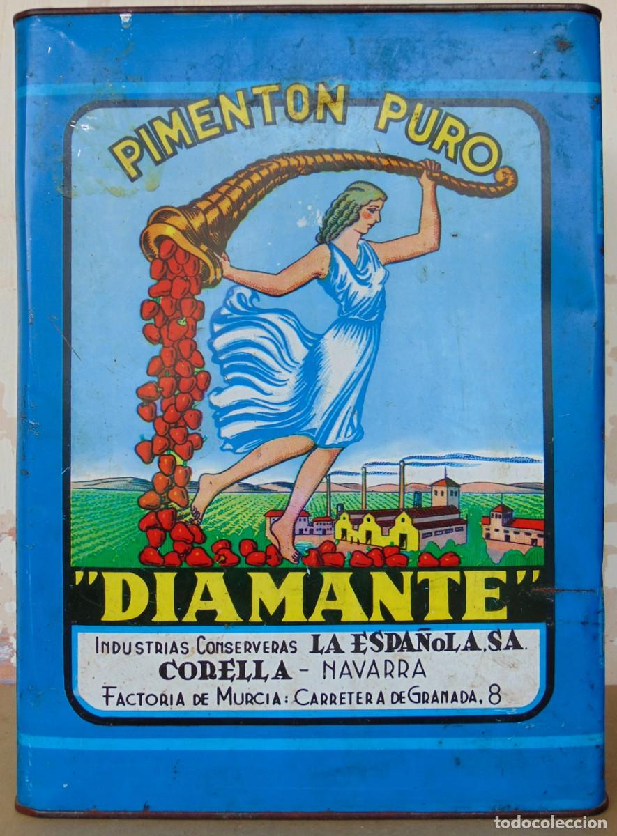 Cajas y cajitas met&aacute;licas: Lata de Piment&oacute;n Diamante (1947).