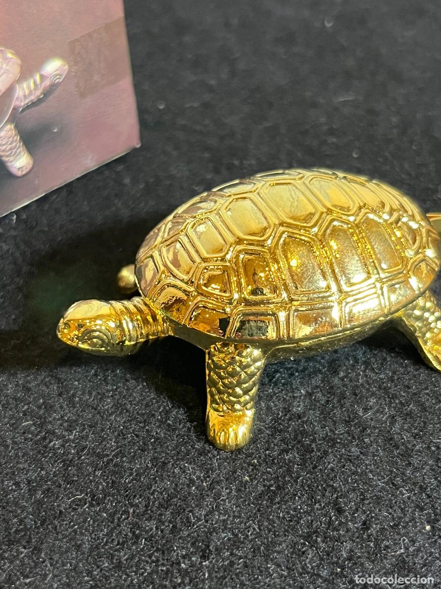 Cajas y cajitas met&aacute;licas: Pastillero tortuga dorada vintage goldplated caja original pinzas miniatura colecci&oacute;n NOS