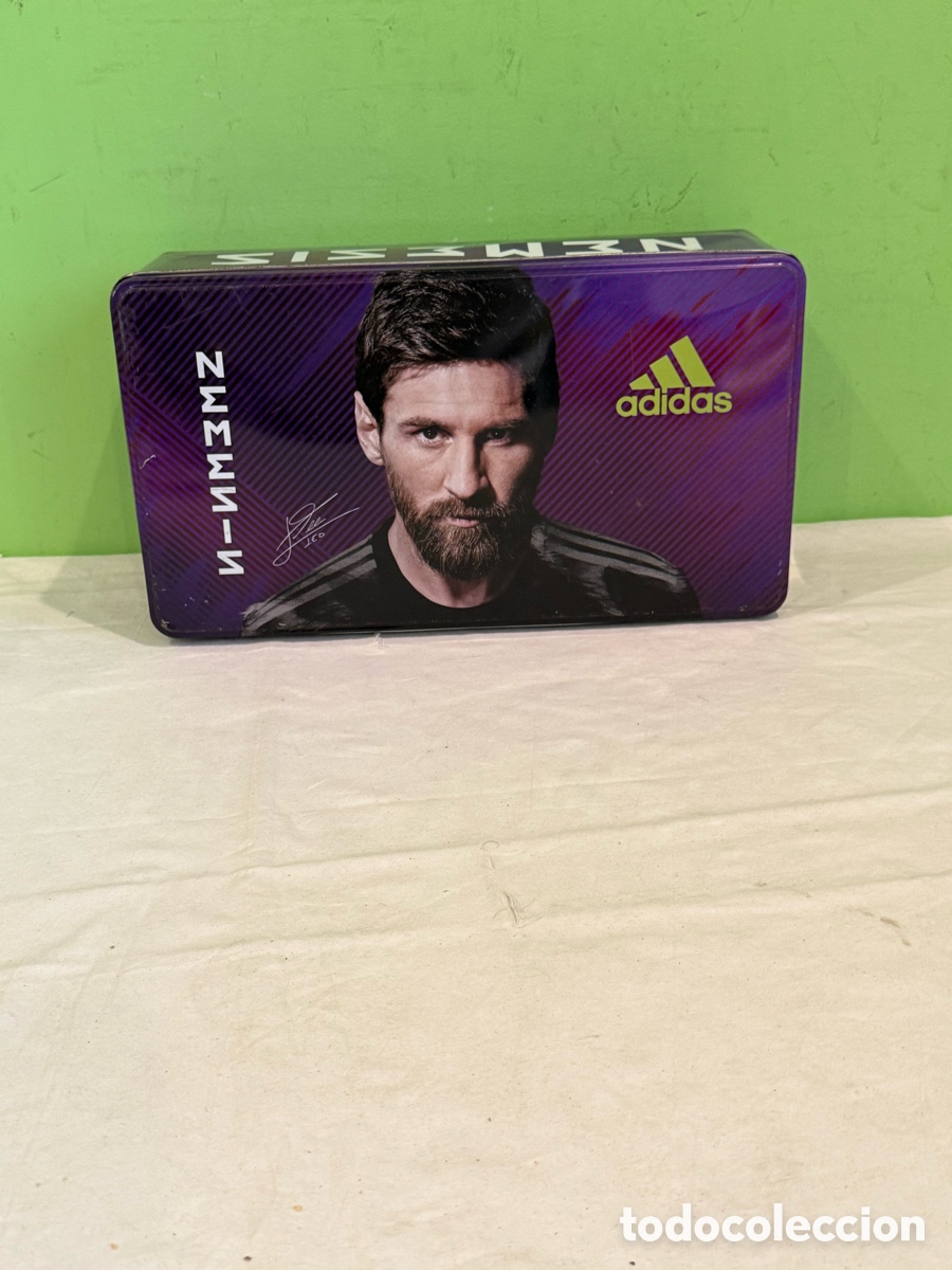 Cajas y cajitas met&aacute;licas: Lata met&aacute;lica Adidas Lionel Messi colecci&oacute;n oficial vintage f&uacute;tbol merchandising