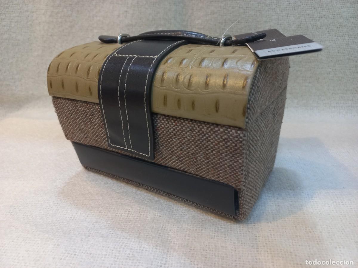 Cajas y cajitas met&aacute;licas: JOYERO &uml;FERRI&uml; arpillera-polipiel coco y marr&oacute;n (17,5cm)