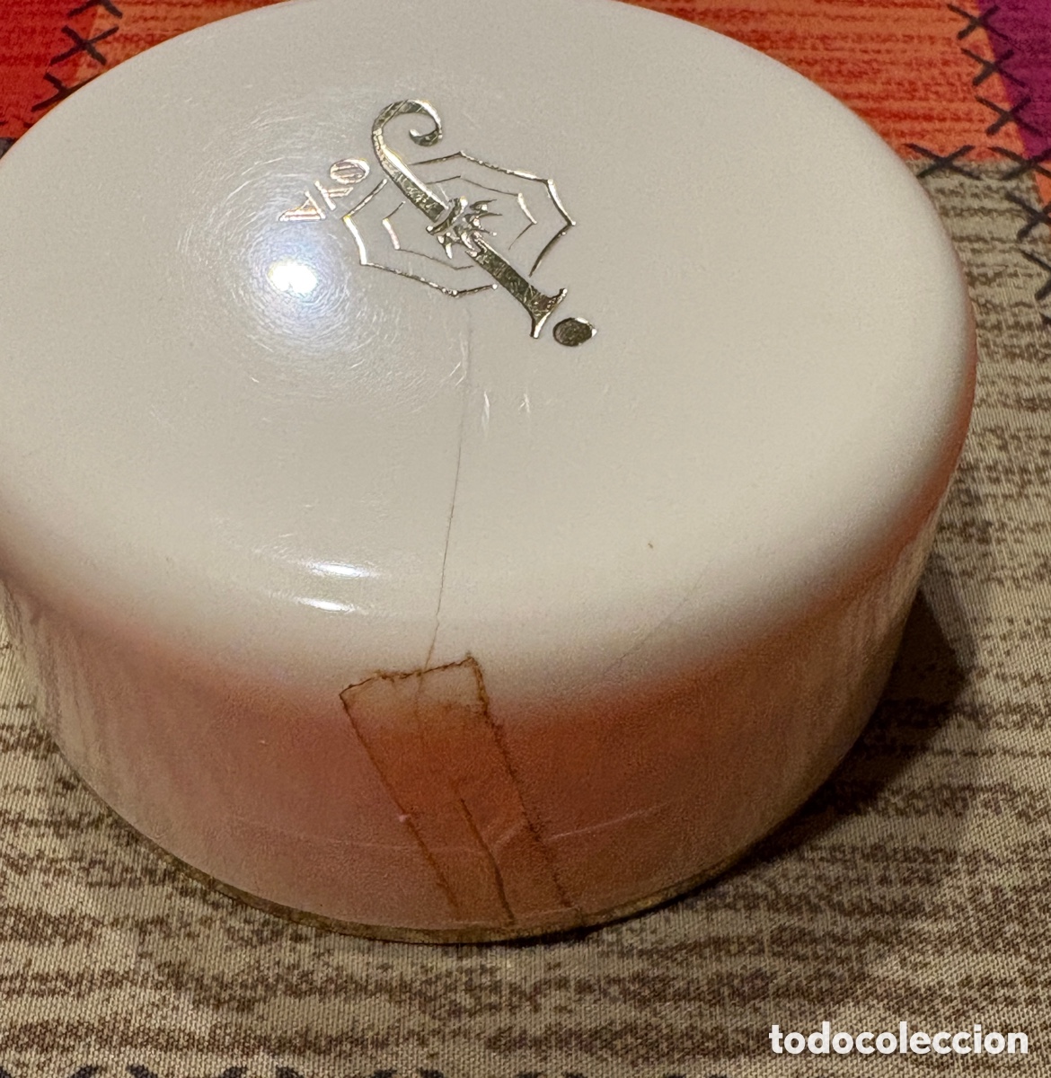 Cajas y cajitas met&aacute;licas: (L750) Polvorera Joya &ndash; Myrurgia, Barcelona &ndash; Dusting Powder 4 oz &ndash; A&ntilde;os 60-70 (deteriorada)