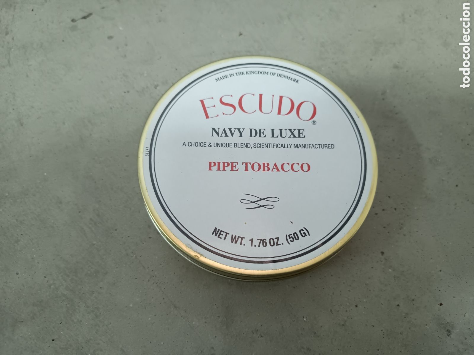 Cajas y cajitas met&aacute;licas: ESCUDO - NAVY DE LUXE - CAJA DE TABACO DE PIPA - VAC&Iacute;A