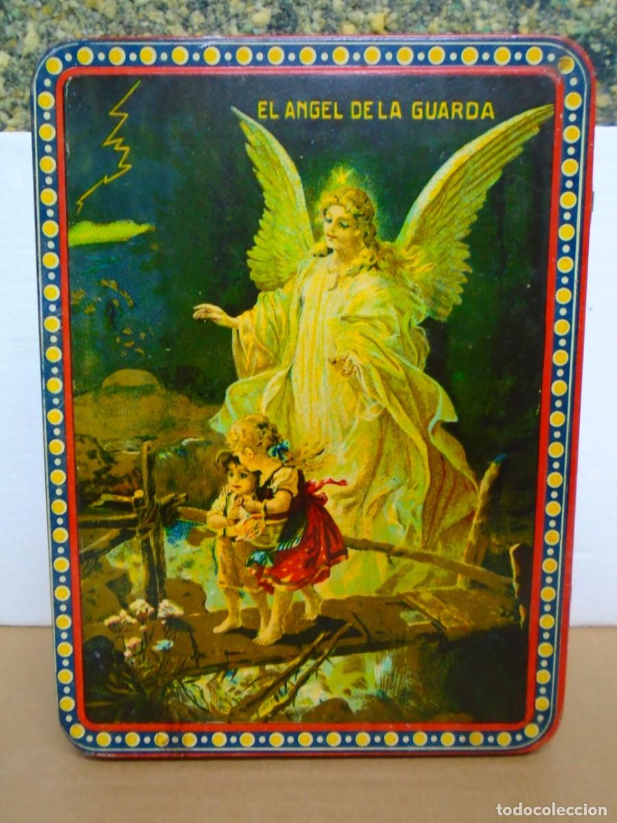 Cajas y cajitas met&aacute;licas: ANTIGUA LATA LITOGRAFIADA&rdquo;EL ANGEL DE LA GUARDA&rdquo;