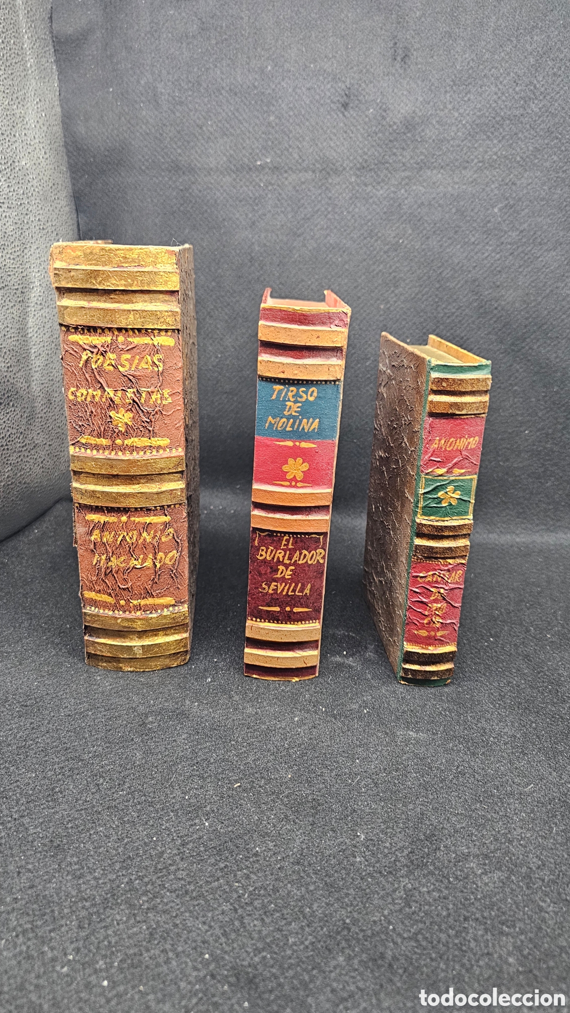 Cajas y cajitas met&aacute;licas: 3 cajas en forma de libros